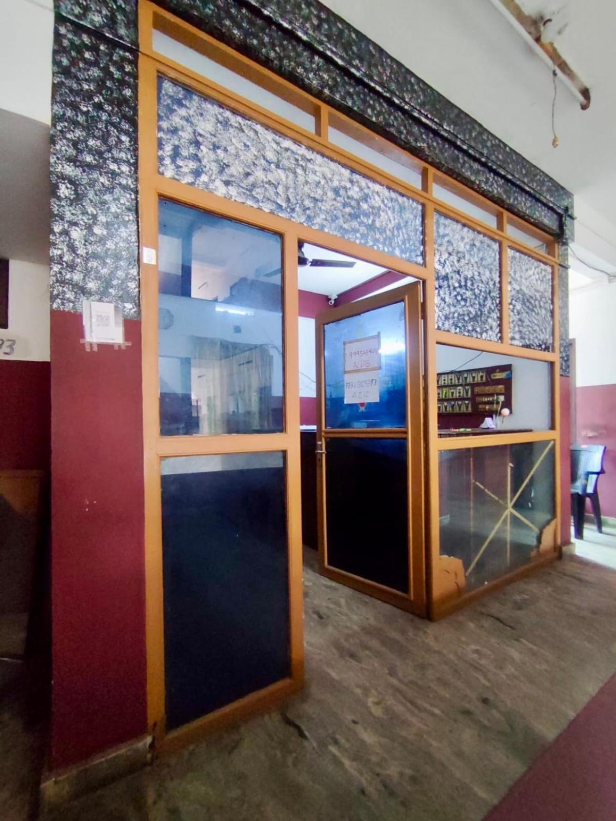 Thrissur Omega Tourist Home מראה חיצוני תמונה